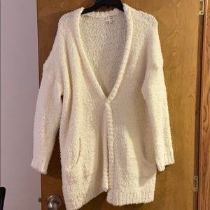 Umgee cream fuzzy cardigan tunic length. Size M